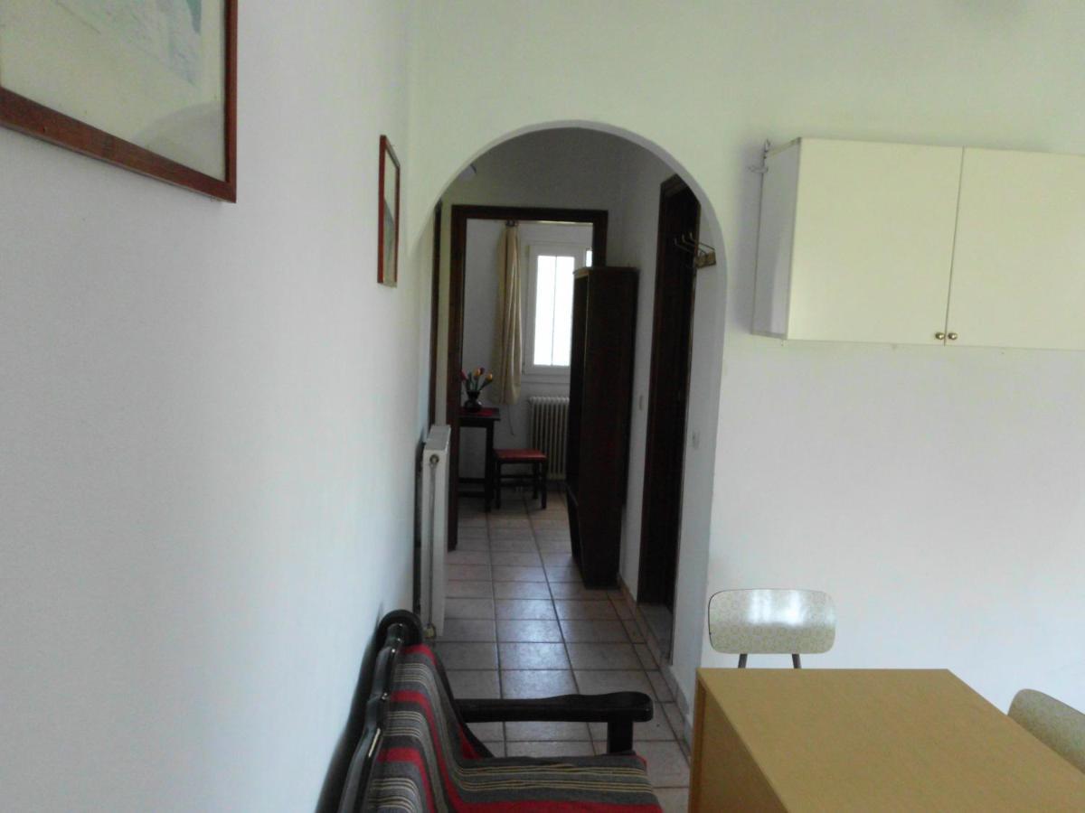 Tom'S House Daire Skriperon Dış mekan fotoğraf