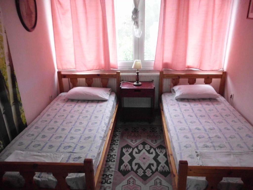 Tom'S House Daire Skriperon Dış mekan fotoğraf