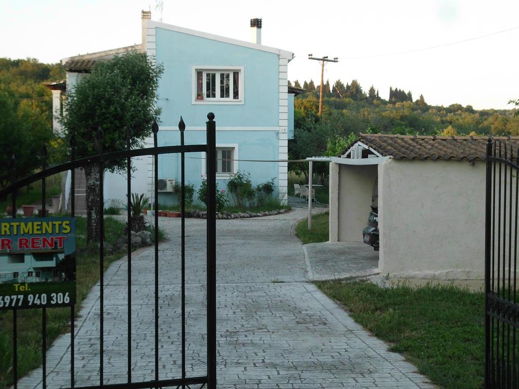 Tom'S House Daire Skriperon Dış mekan fotoğraf